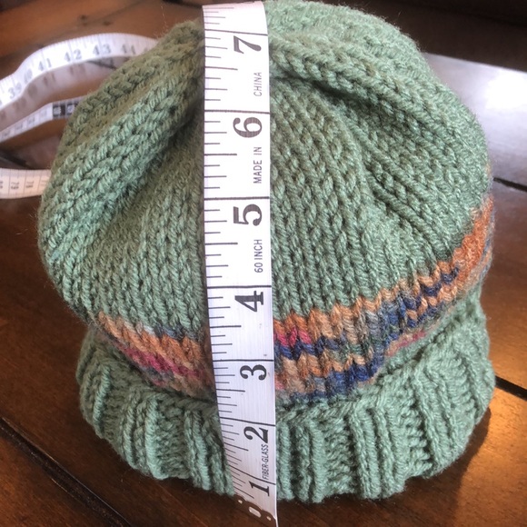 Girls Hand Knitted Hat and Scarf - Picture 3 of 6